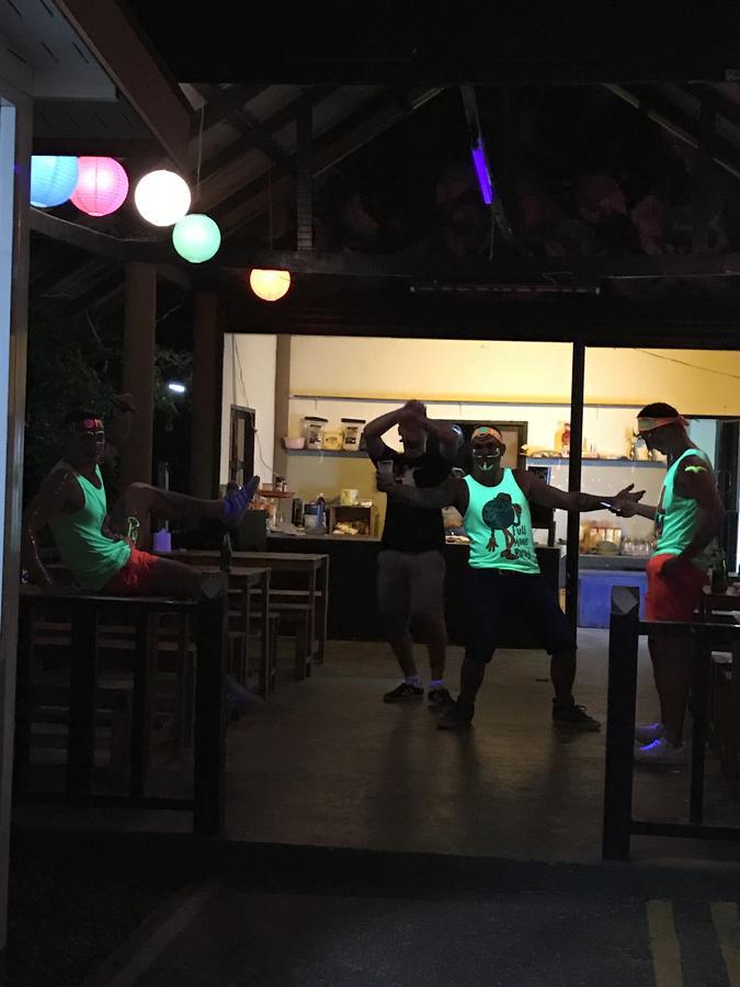 Sea Hug Hostel Ко Панган Екстериор снимка